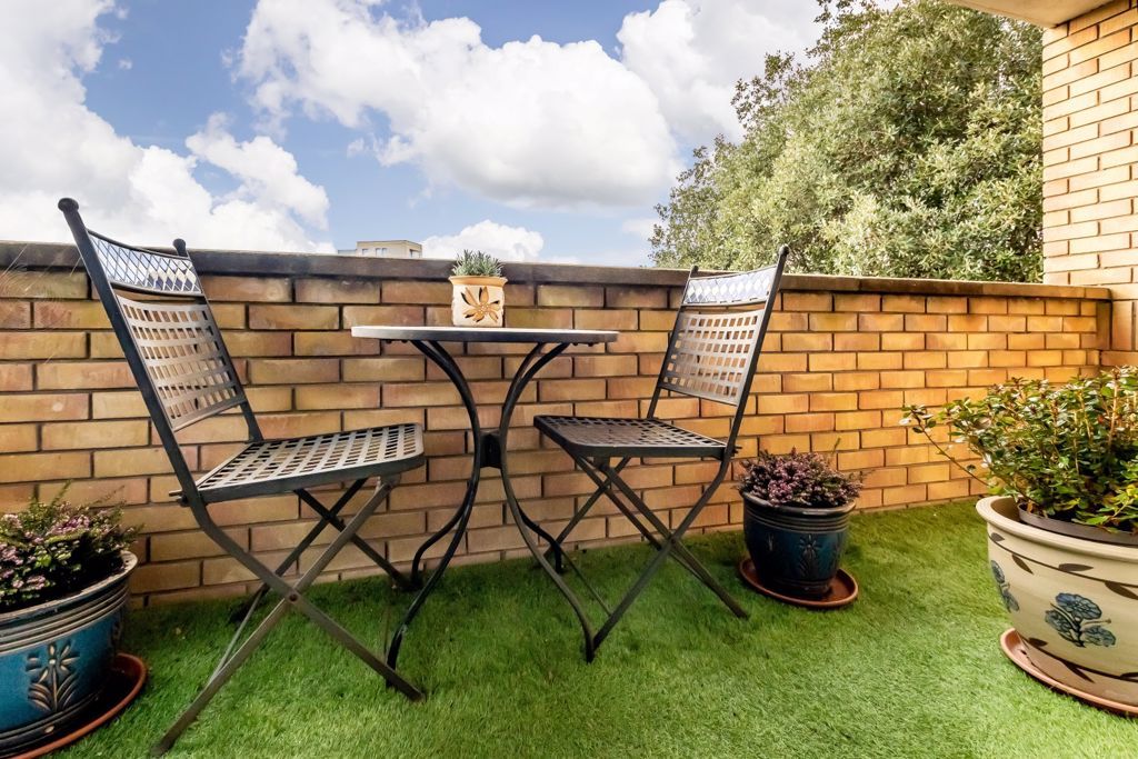 Property photo 2 of 15 Balcony