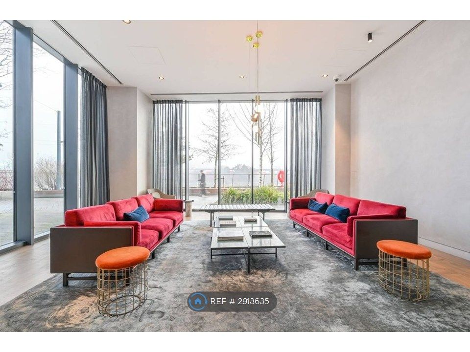 Property photo 1 of 9 Studio Corson House Canning Town Entrance