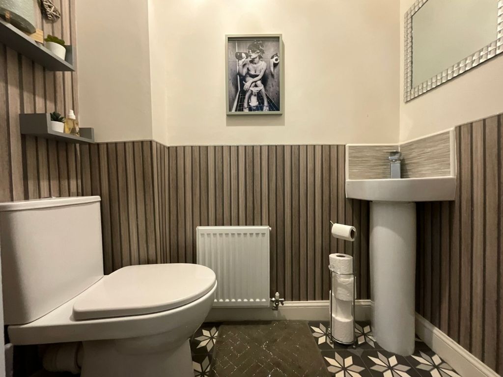 Additional image 10 of 4 bed semi-detached house for salePortrush Drive, Hebburn NE31