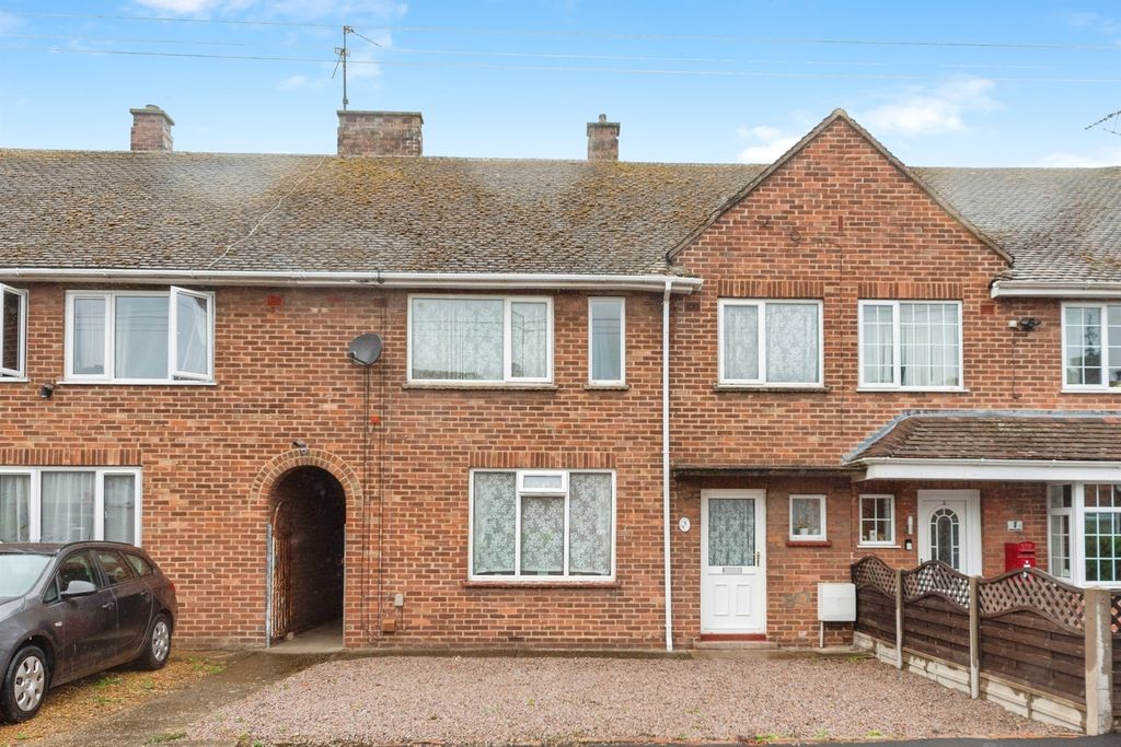 Property photo 1 of 17