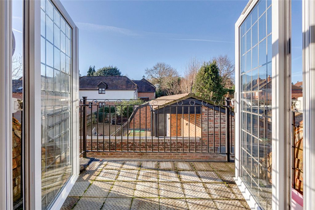 Property photo 2 of 15 Picture No. 13