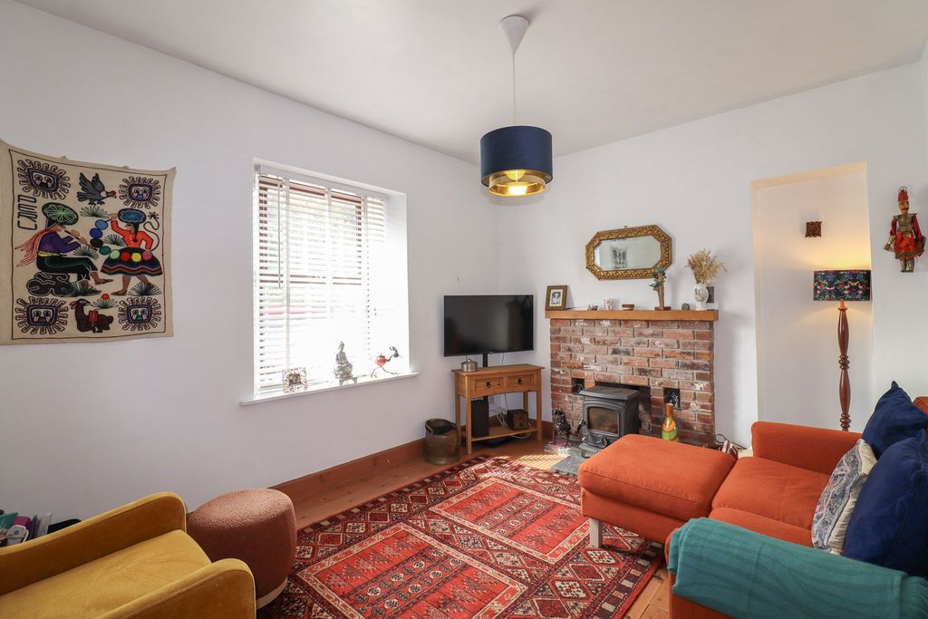 Property photo 2 of 24
