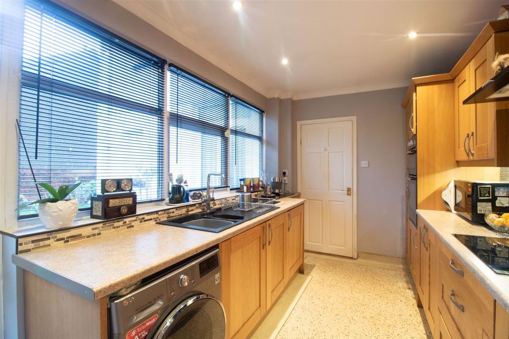 Additional image 8 of 3 bed semi-detached house for saleBlackwood Road, Pontllanfraith NP12