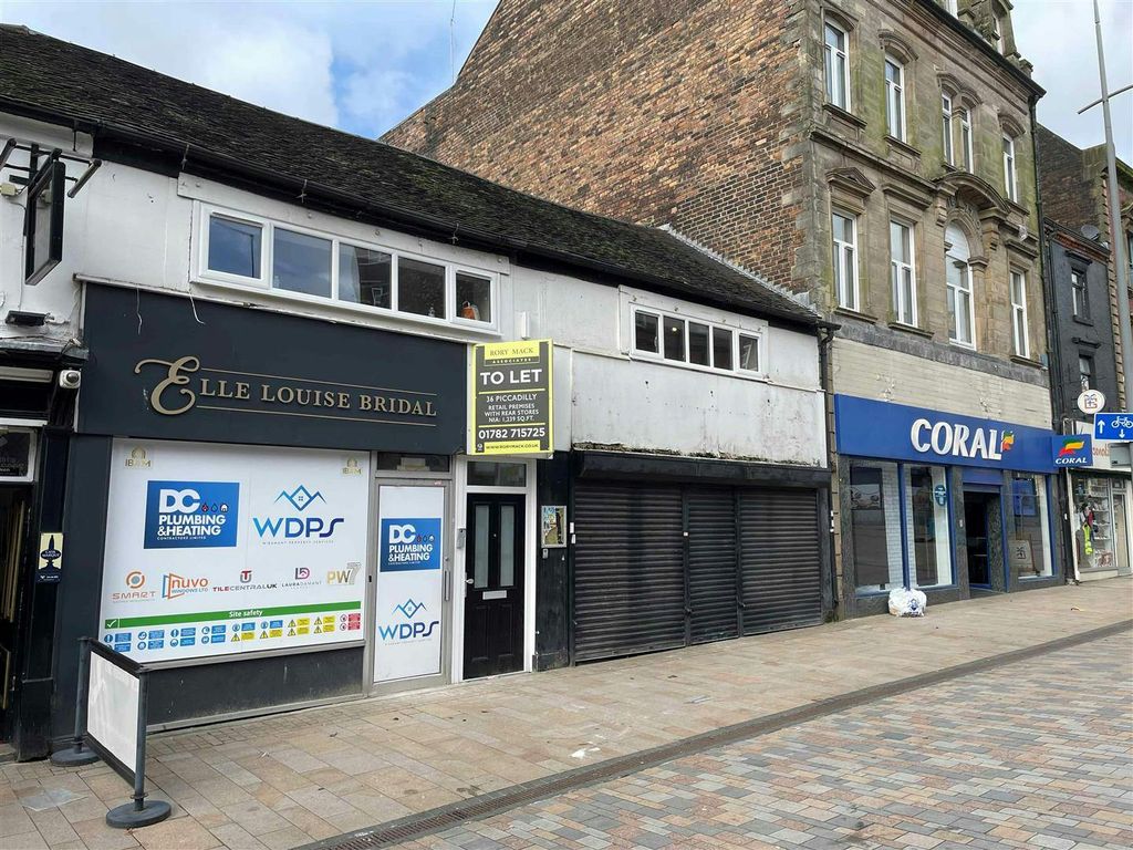 Property photo 2 of 6 Piccadilly 2.Jpg