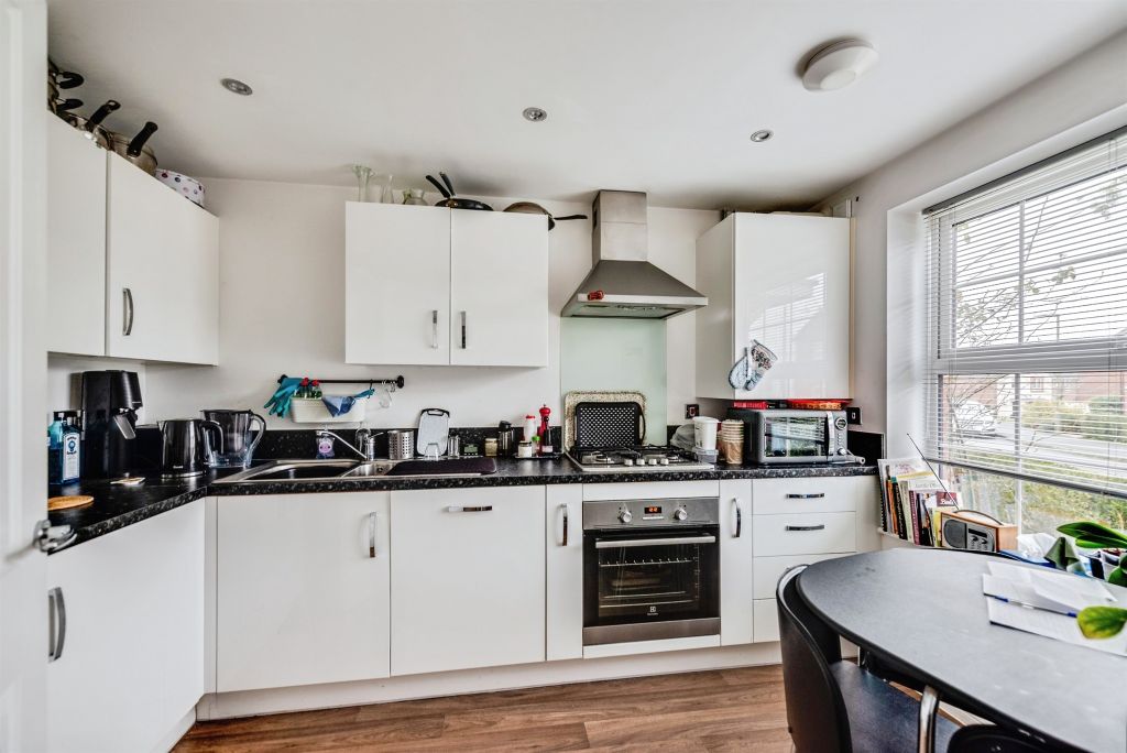 Property photo 3 of 13