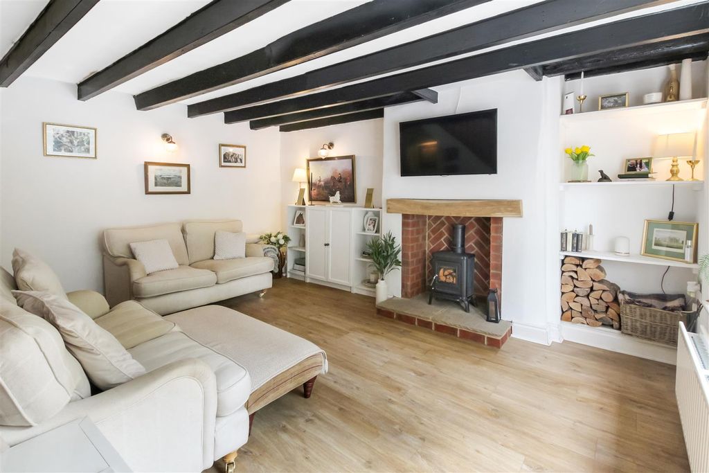 Property photo 3 of 12 Img_1135.Jpg