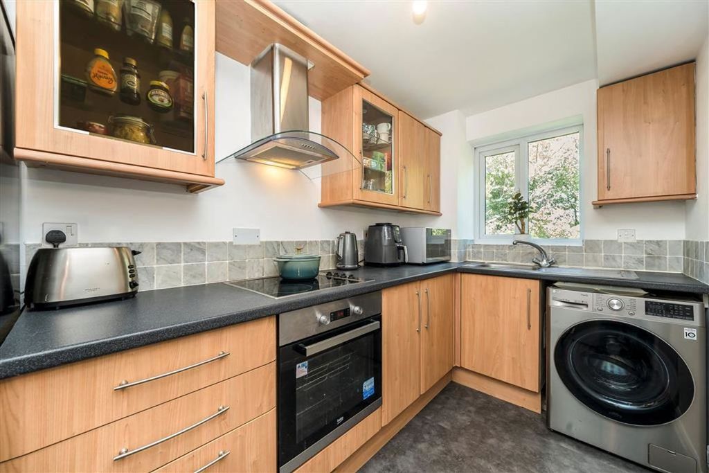 Property photo 2 of 5
