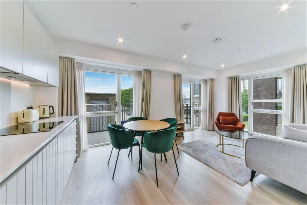 Property photo 1 of 16 (Main)