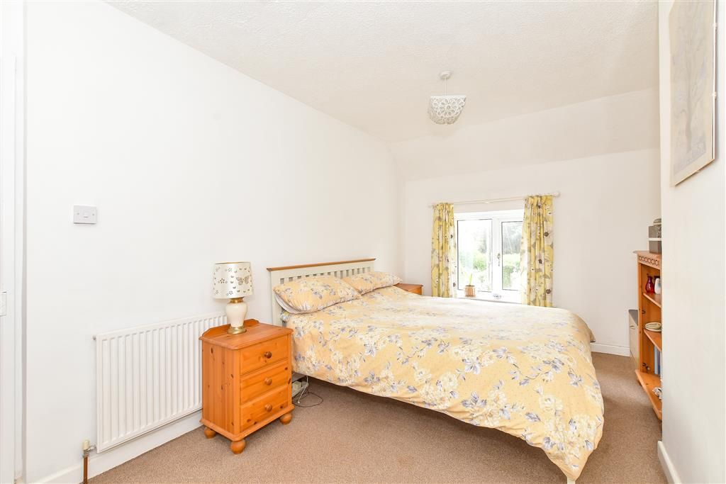 Property photo 3 of 14 Annexe Bedroom 1