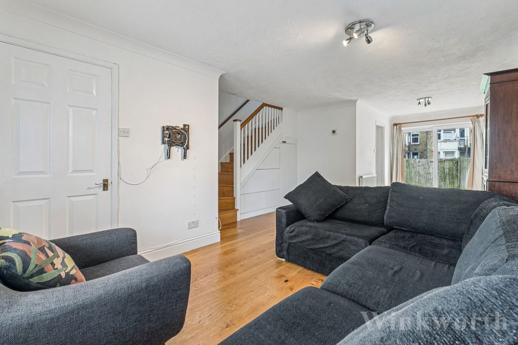 Property photo 2 of 12 Picture No. 38