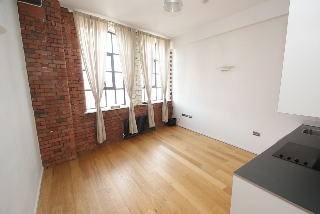 Property photo 2 of 6 Dsc06321.Jpg