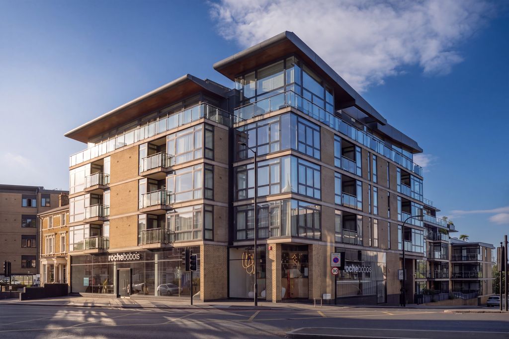 Property photo 1 of 12 Building Exterior