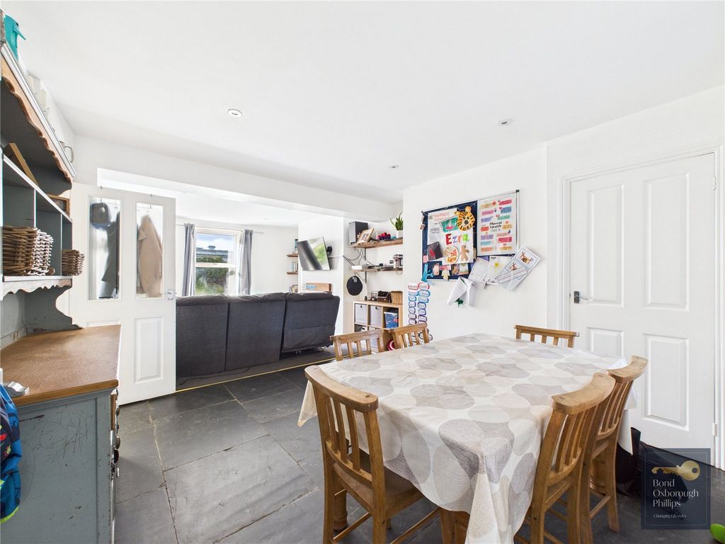 Property photo 3 of 20 Picture No. 15