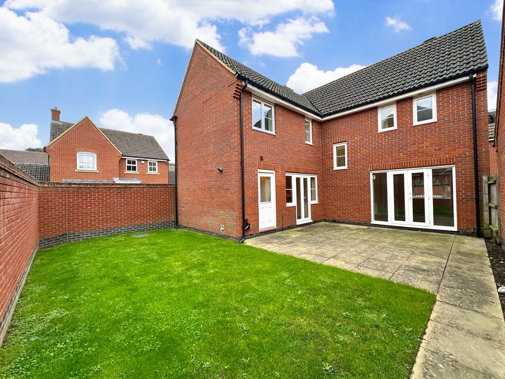 Property photo 2 of 16 Image