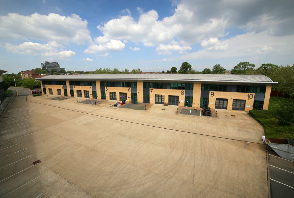 Property photo 1 of 9 002 Heathrow Corporate Park 2.Jpg