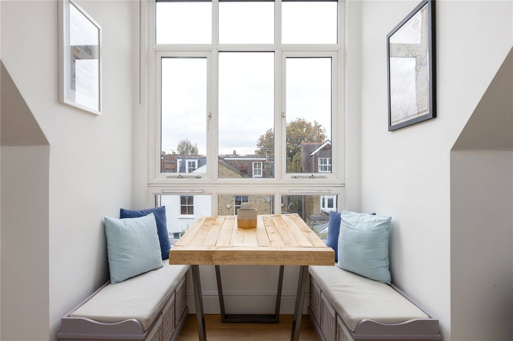 Property photo 3 of 6 Picture No. 05