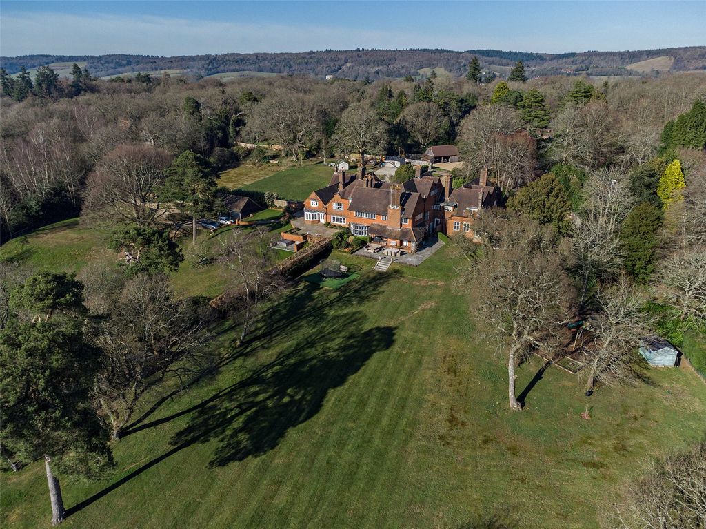 Property photo 1 of 33 House. Partnership