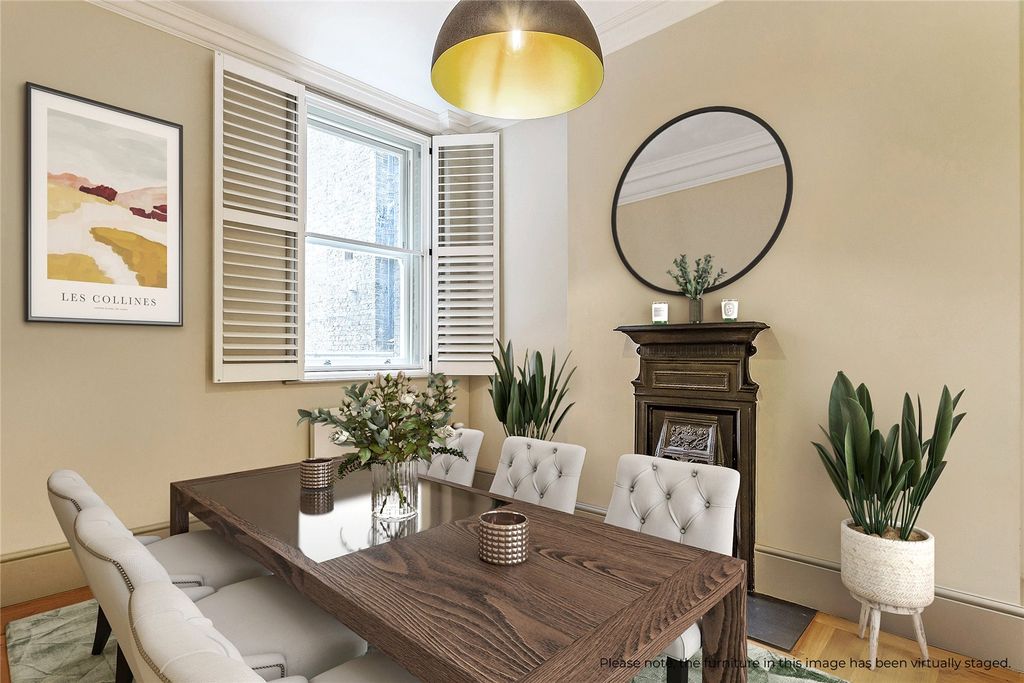 Property photo 2 of 10 Dining Room