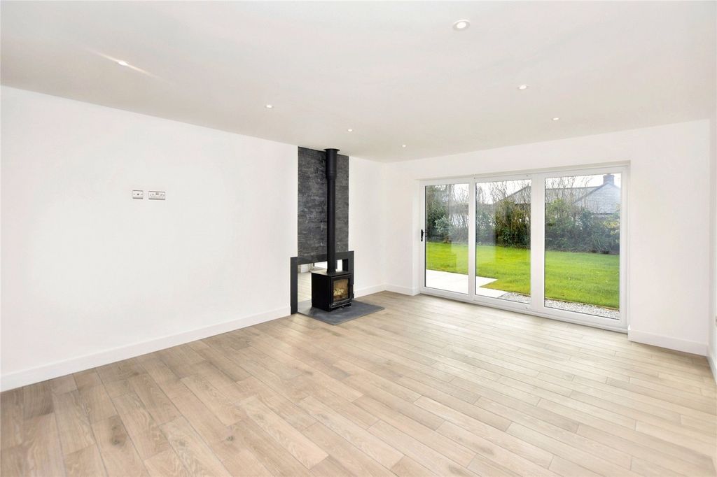 Property photo 3 of 15 Picture No. 03