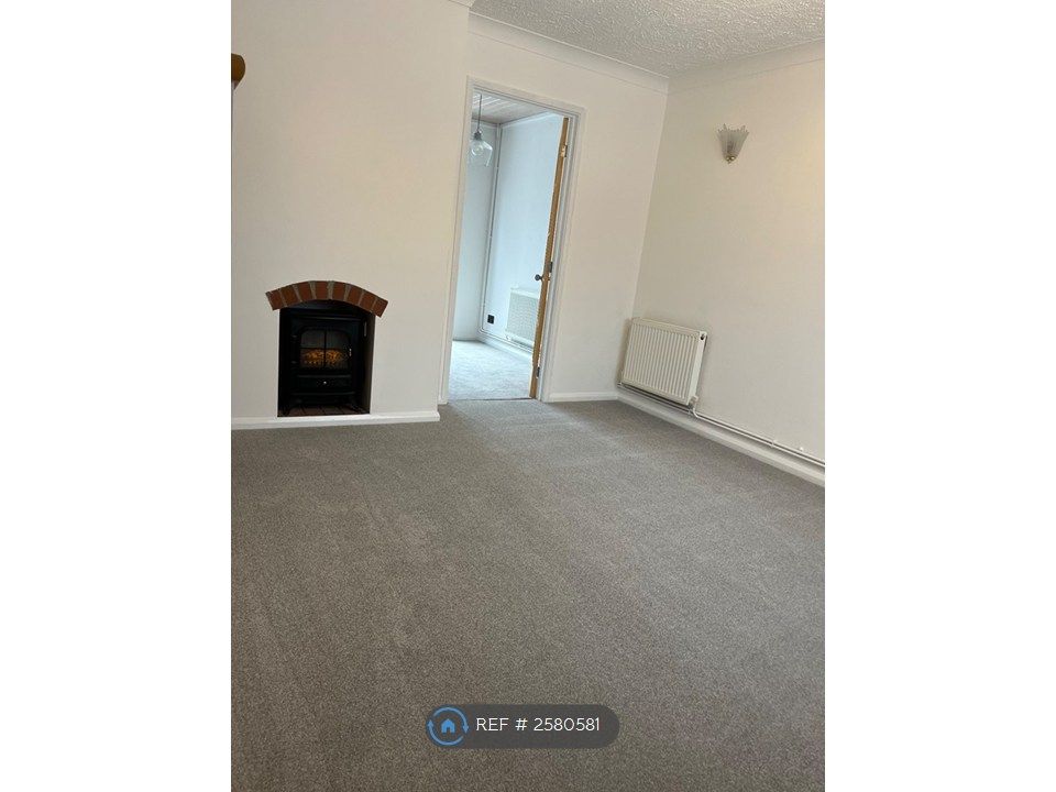 Property photo 2 of 14 Lounge