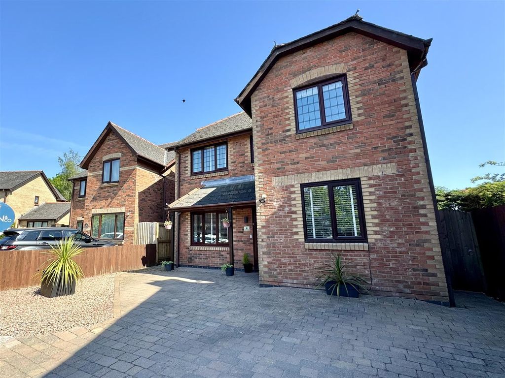 Property photo 1 of 22 Front View