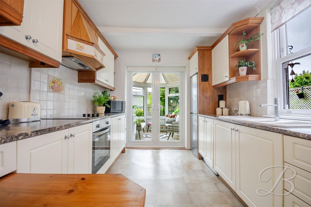 Property photo 2 of 30 Ccltd-10.Jpg