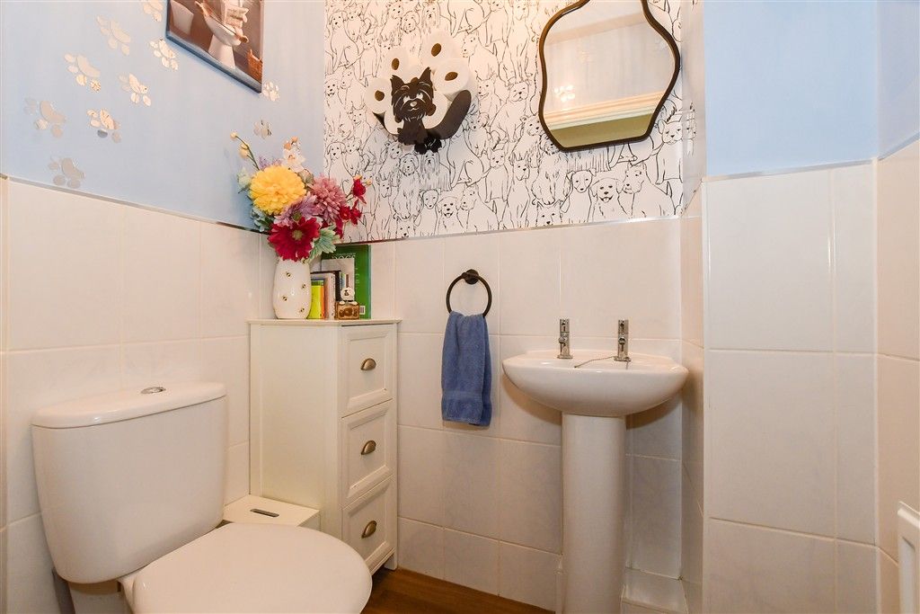 Property photo 3 of 17 Internal Feature