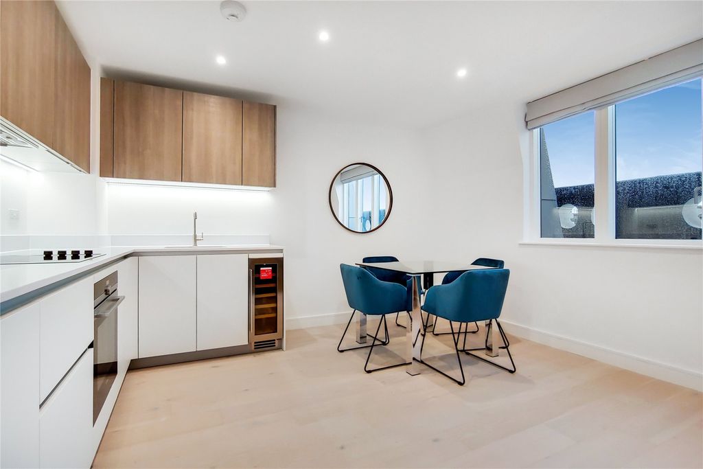 Property photo 2 of 13 Atelier Apartments