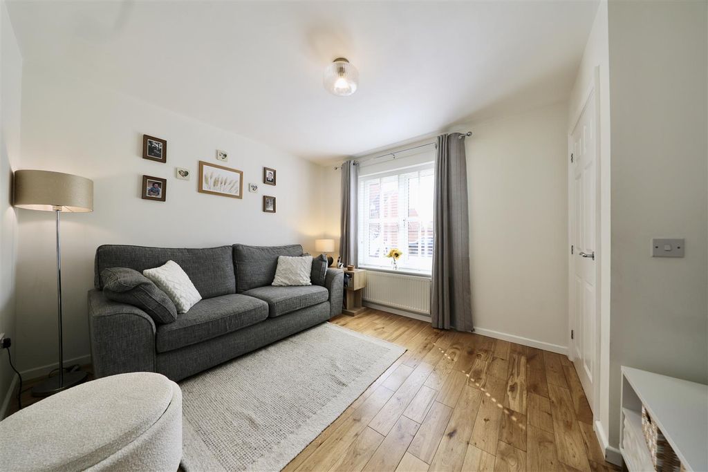 Property photo 2 of 16 0A9A9169.Jpg
