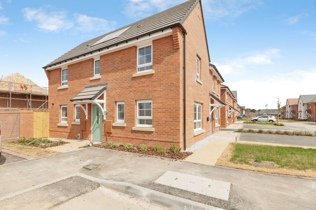 Property photo 1 of 8 Plot 18
