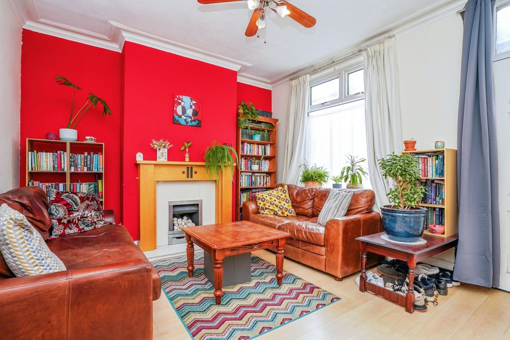 Property photo 2 of 15