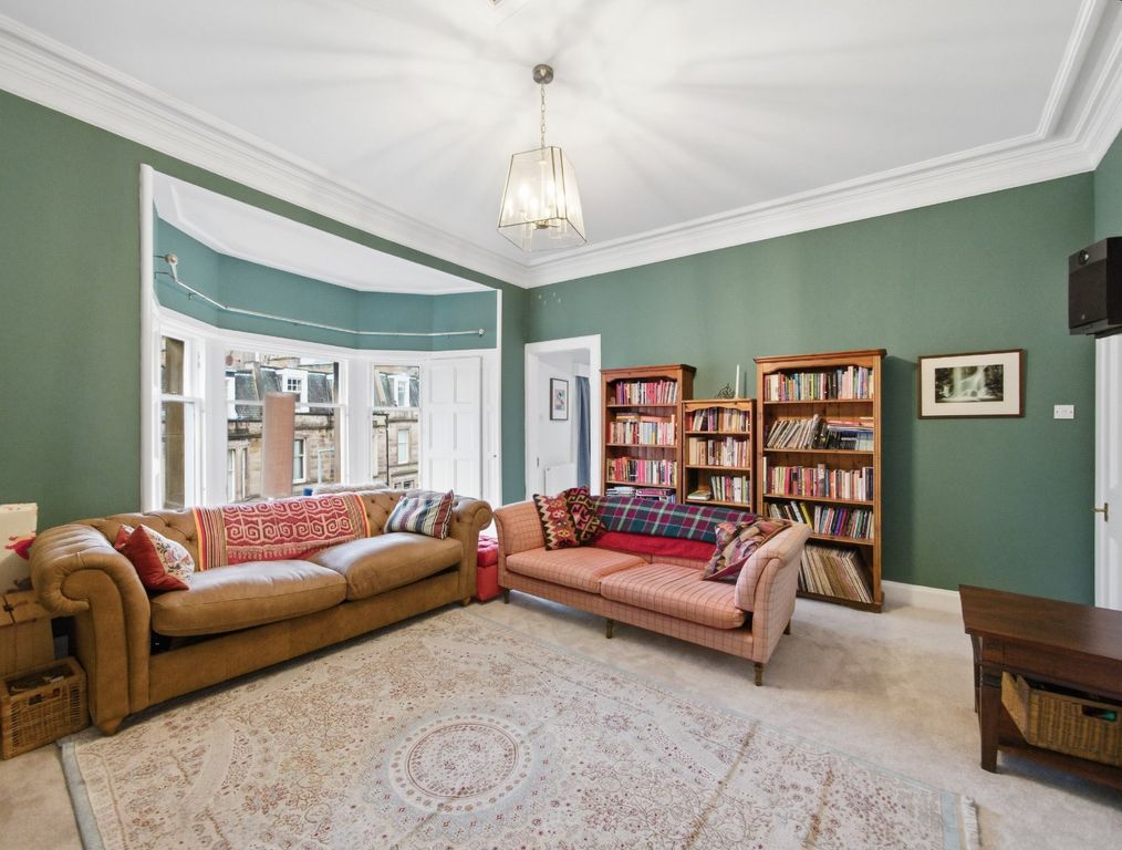 Property photo 3 of 34 Picture 3