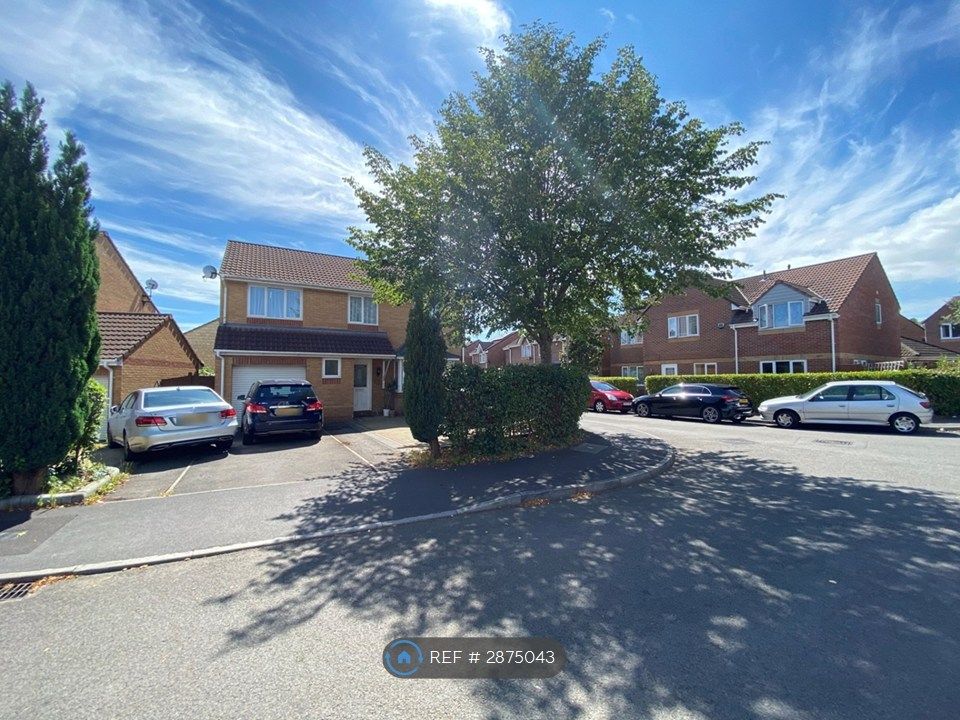 Property photo 2 of 21 Front Road