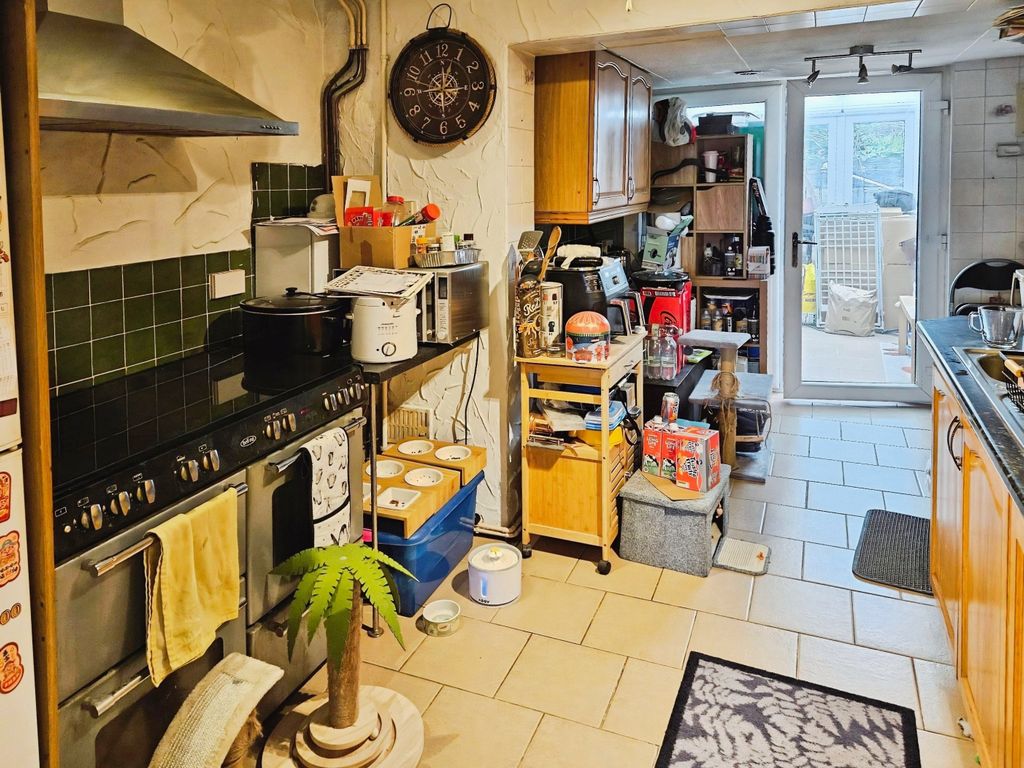 Property photo 3 of 16 273d9E80-20260912_124943