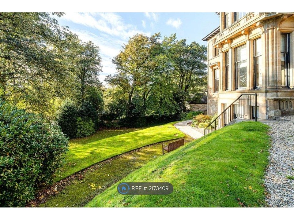 Property photo 3 of 19 Side Ramoyle