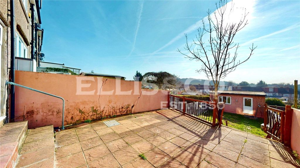 Property photo 2 of 30 Picture No. 75