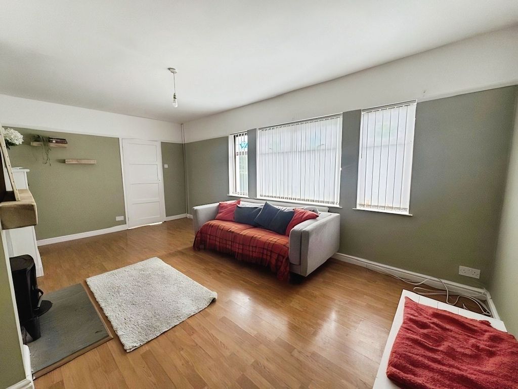 Property photo 3 of 24