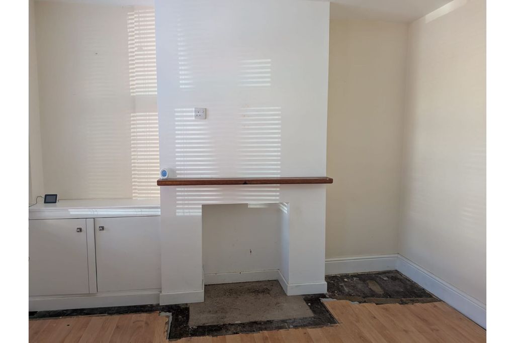 Property photo 3 of 20 Reception Room
