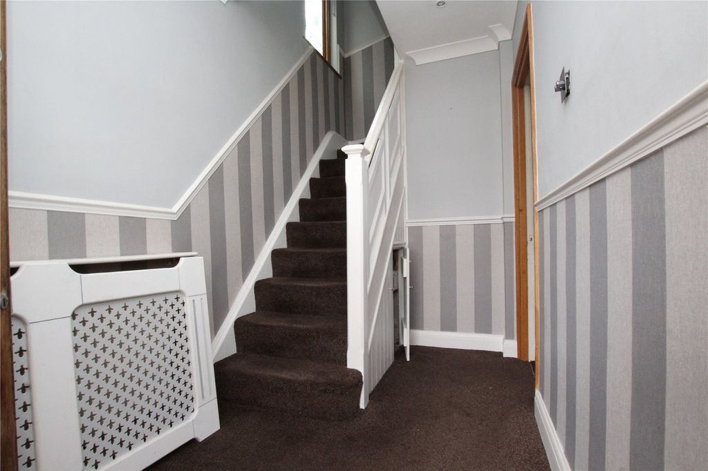Property photo 3 of 7 Picture No. 17