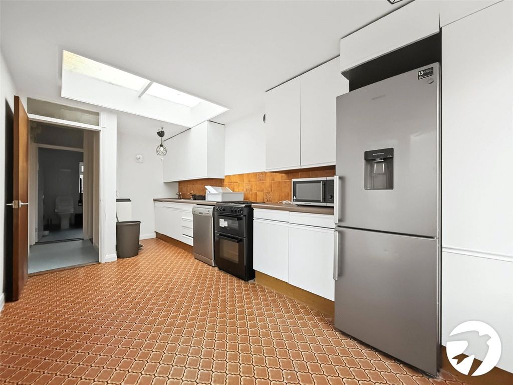 Property photo 2 of 13 Kitchen