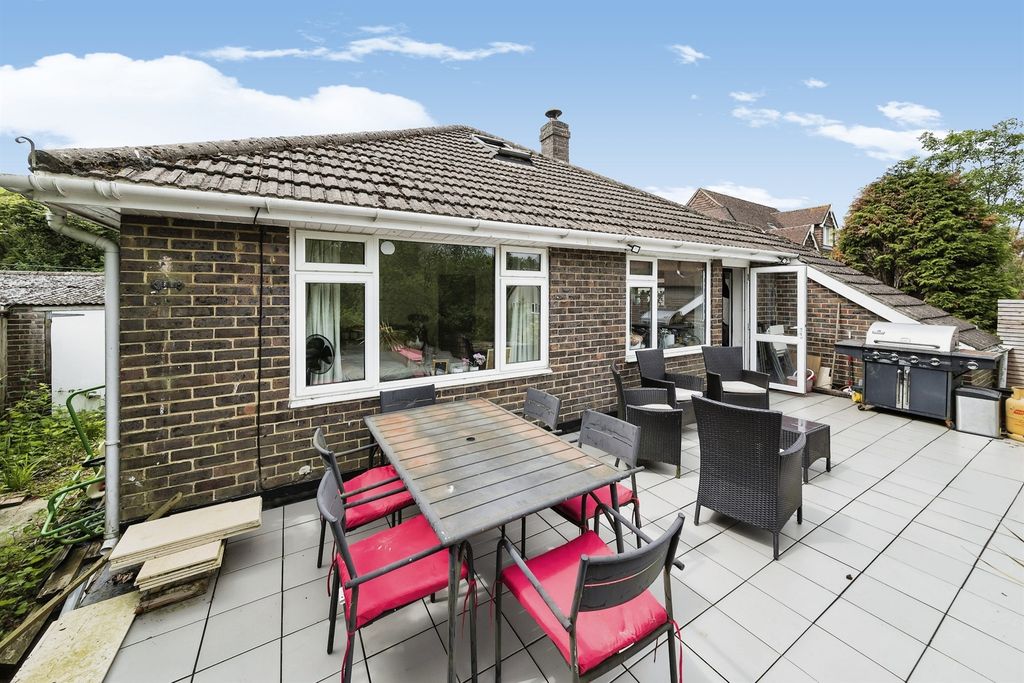 Property photo 1 of 10