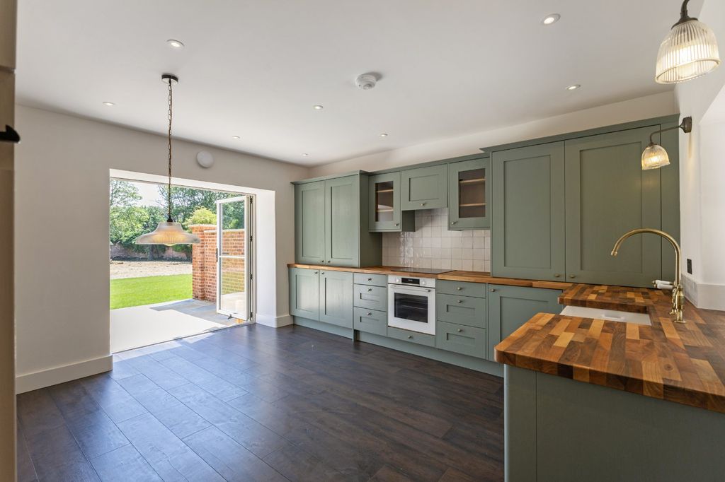 Property photo 1 of 13 Picture No. 03