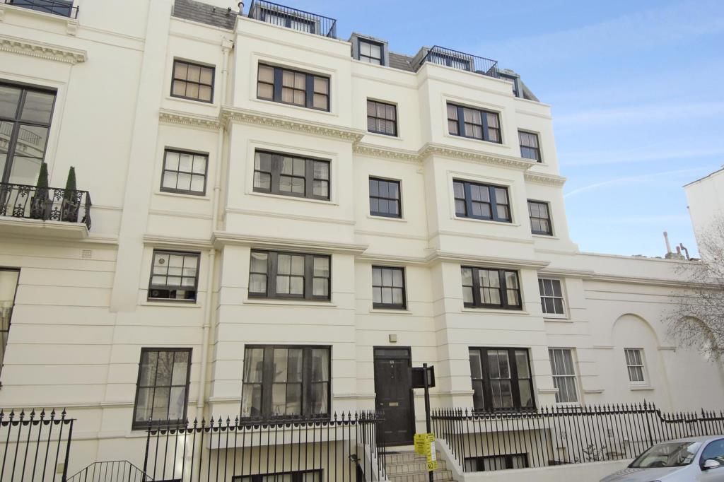 Property photo 1 of 3 External