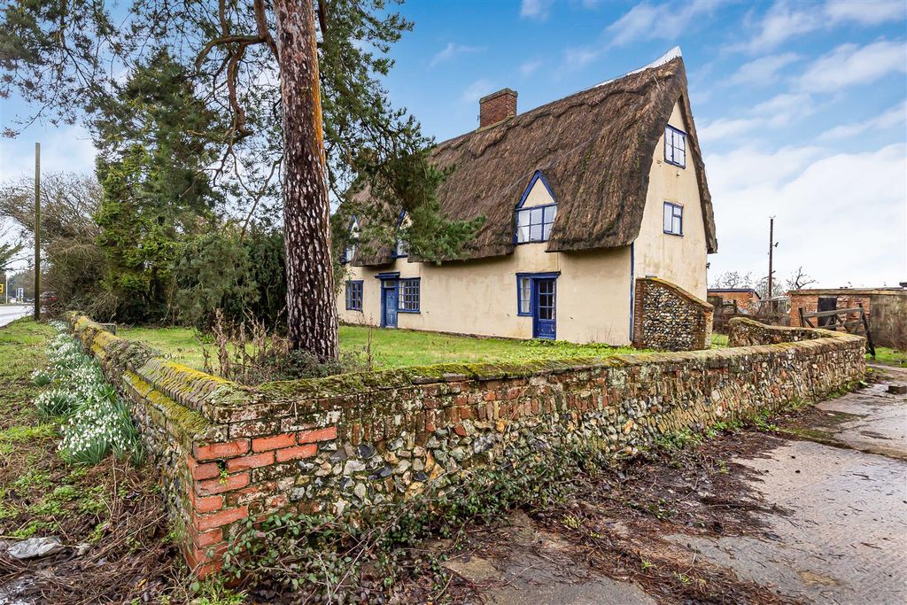 Property photo 1 of 28 13_73951.Jpg