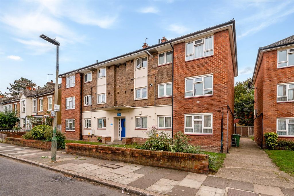 Property photo 2 of 13 Dsc05872.Jpg