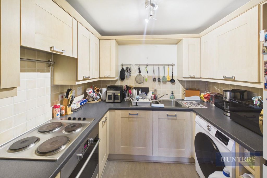 Property photo 3 of 13 Cam05152G0-Pr0397-Still004.Jpg