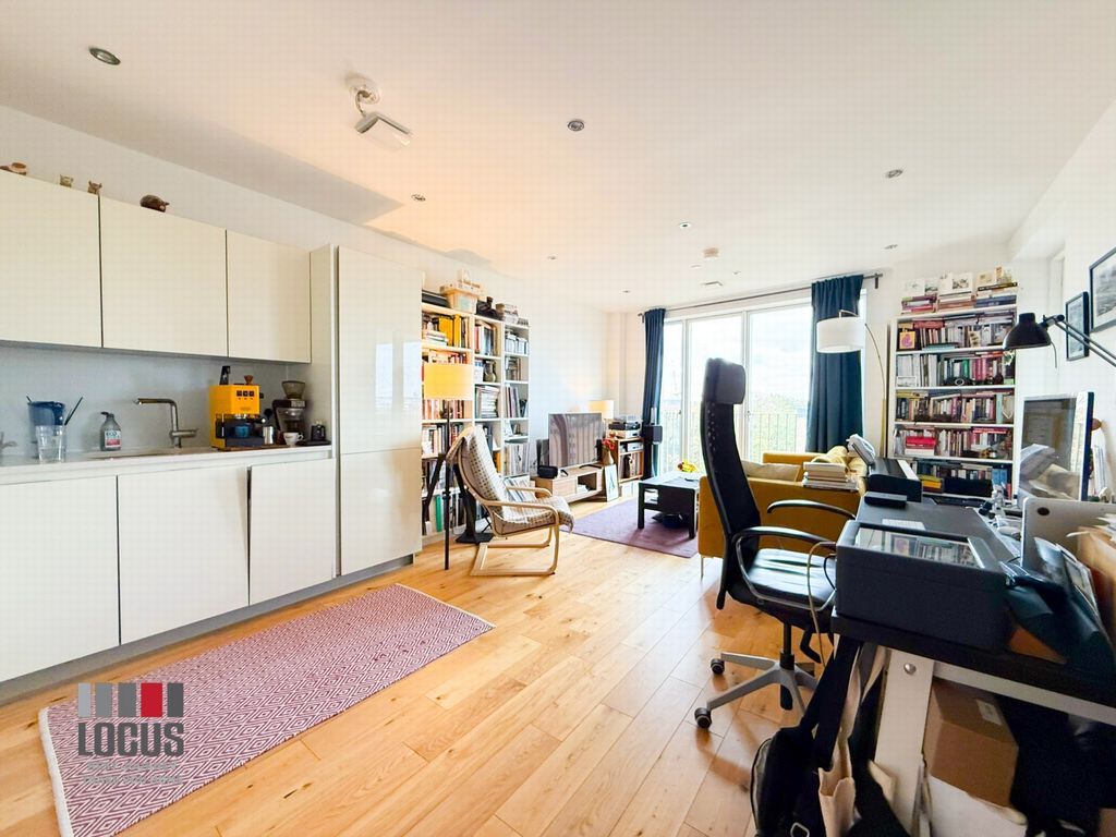 Property photo 3 of 11 Photo 11