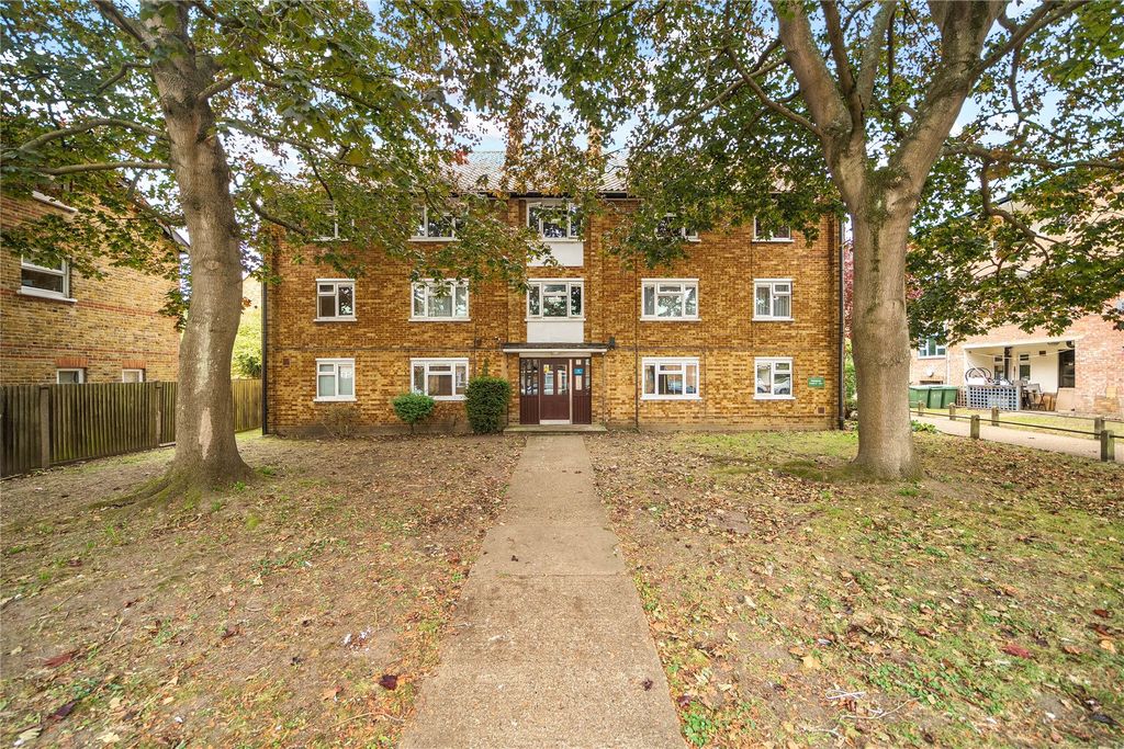 Property photo 1 of 9 Picture No. 18