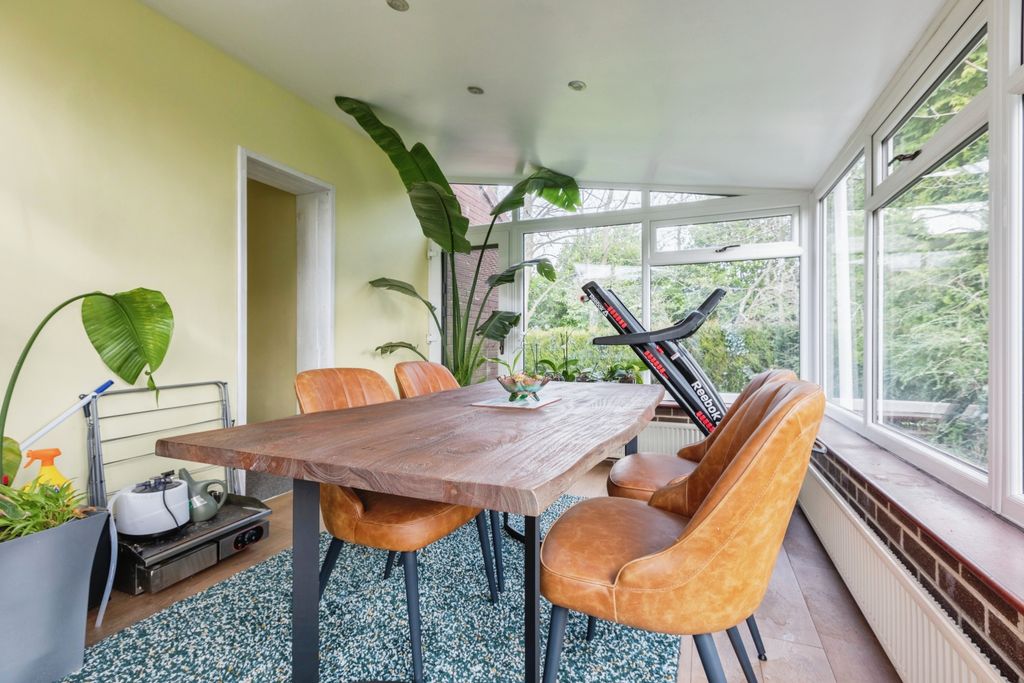 Property photo 2 of 17 Photography