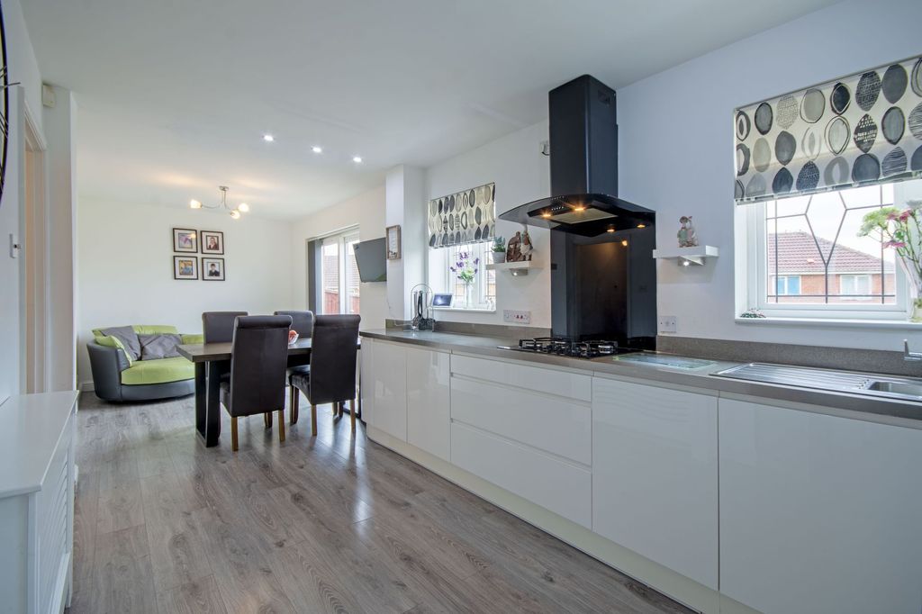 Additional image 7 of 4 bed detached house for saleBuckingham Drive, Heanor DE75